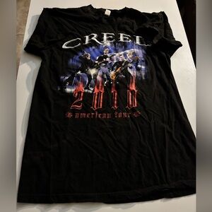 Creed 2010 Band Concert Tour T-Shirt size large fading and cracking